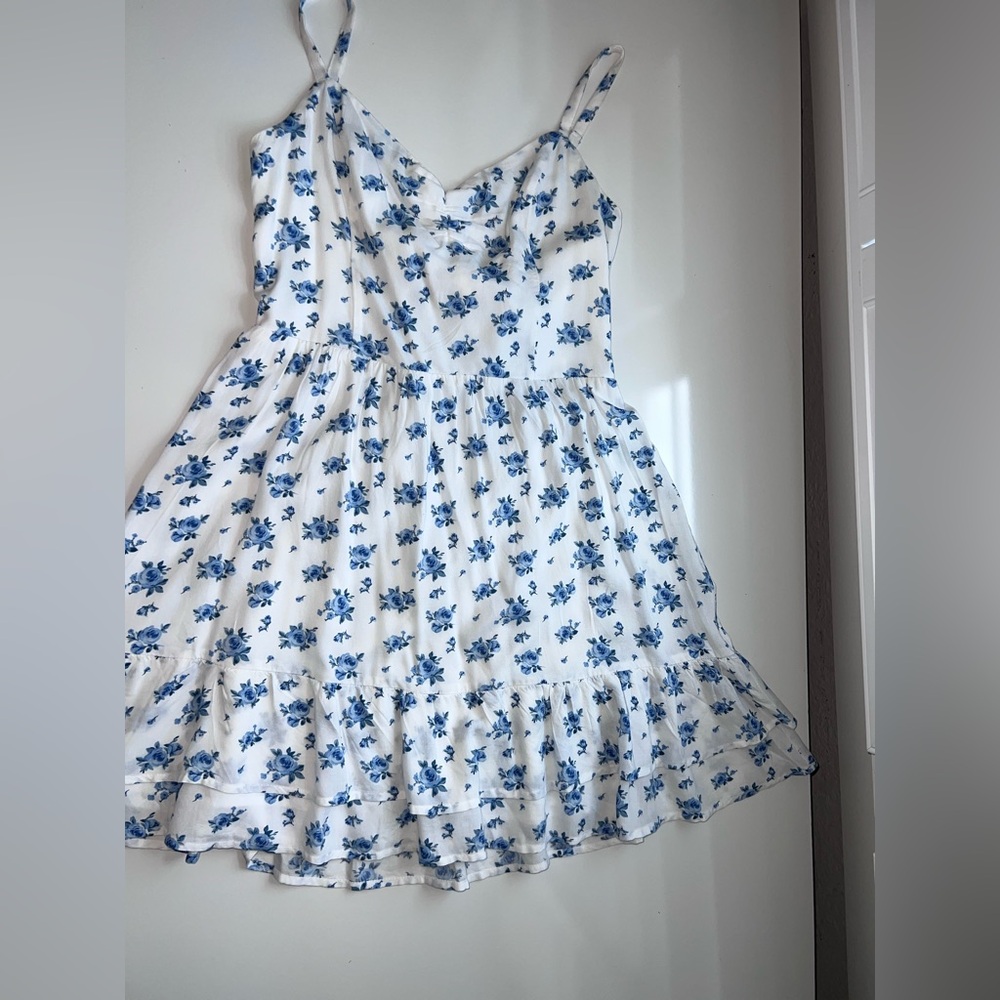 Misses (M) Hollister Blue and White Sleeveless Sundress